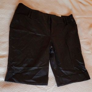 APT 9 Ava Black Capri Women's Pants Size 24W NWT